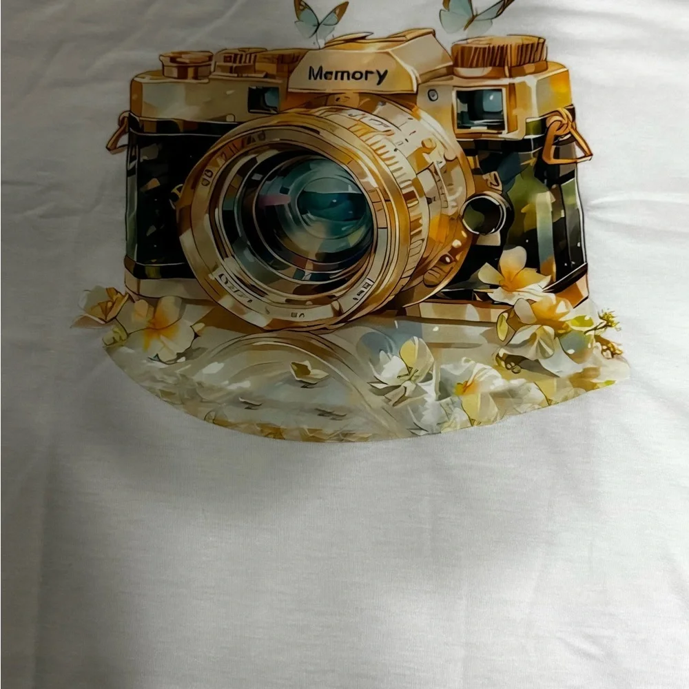 Vintage Camera Graphic T-shirt, Graphic DTF Tee Customized Tee White Size M NWOT - Picture 2 of 7